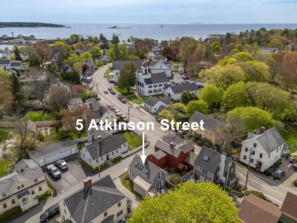 5 Atkinson Street New Castle NH 03854