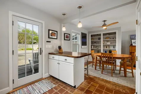 5 Atkinson Street New Castle NH 03854
