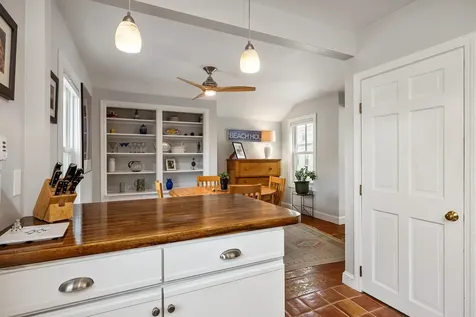 5 Atkinson Street New Castle NH 03854