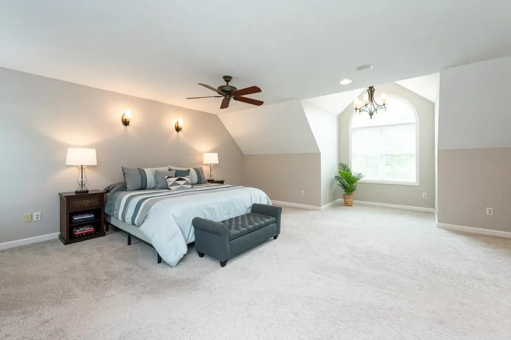 33 Hobart Hill Road Brookline NH 03033