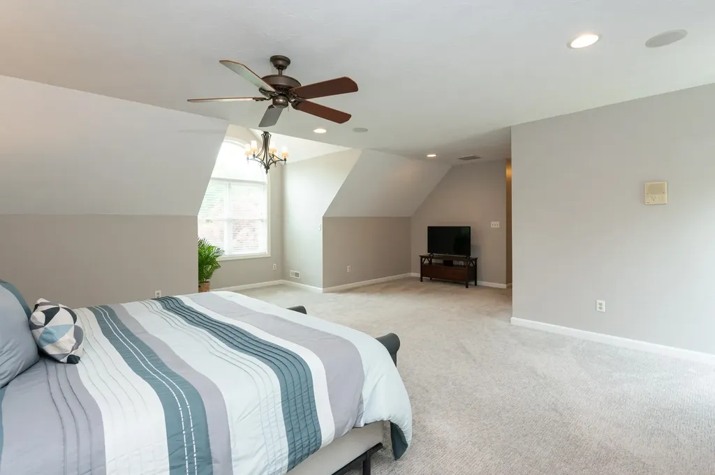 33 Hobart Hill Road Brookline NH 03033
