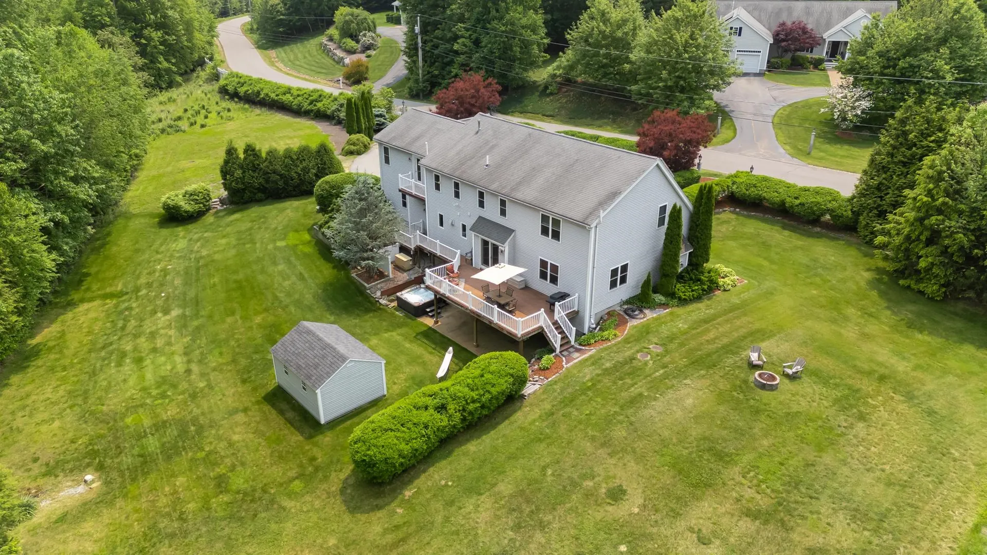 33 Hobart Hill Road Brookline NH 03033