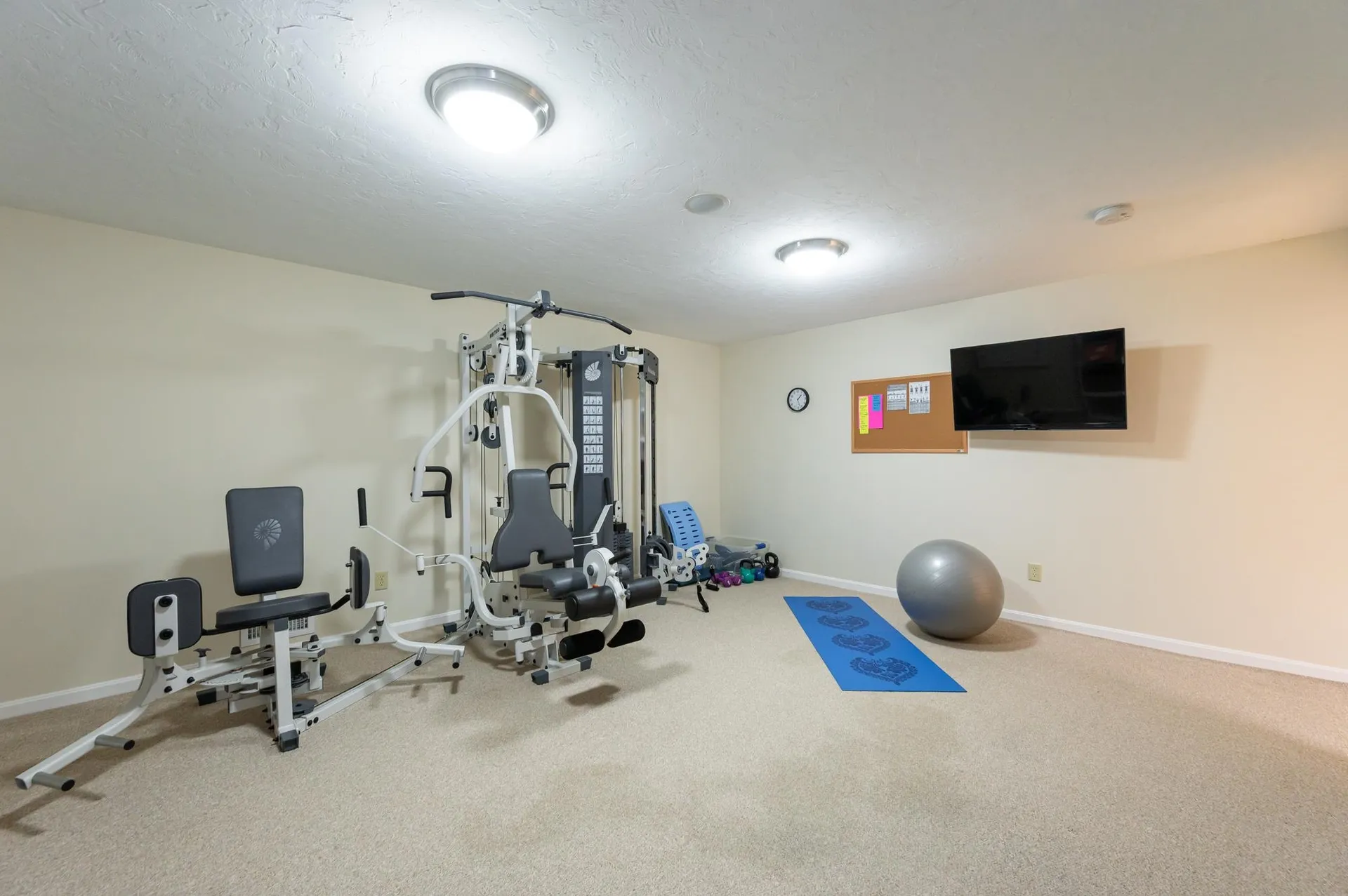 33 Hobart Hill Road Brookline NH 03033