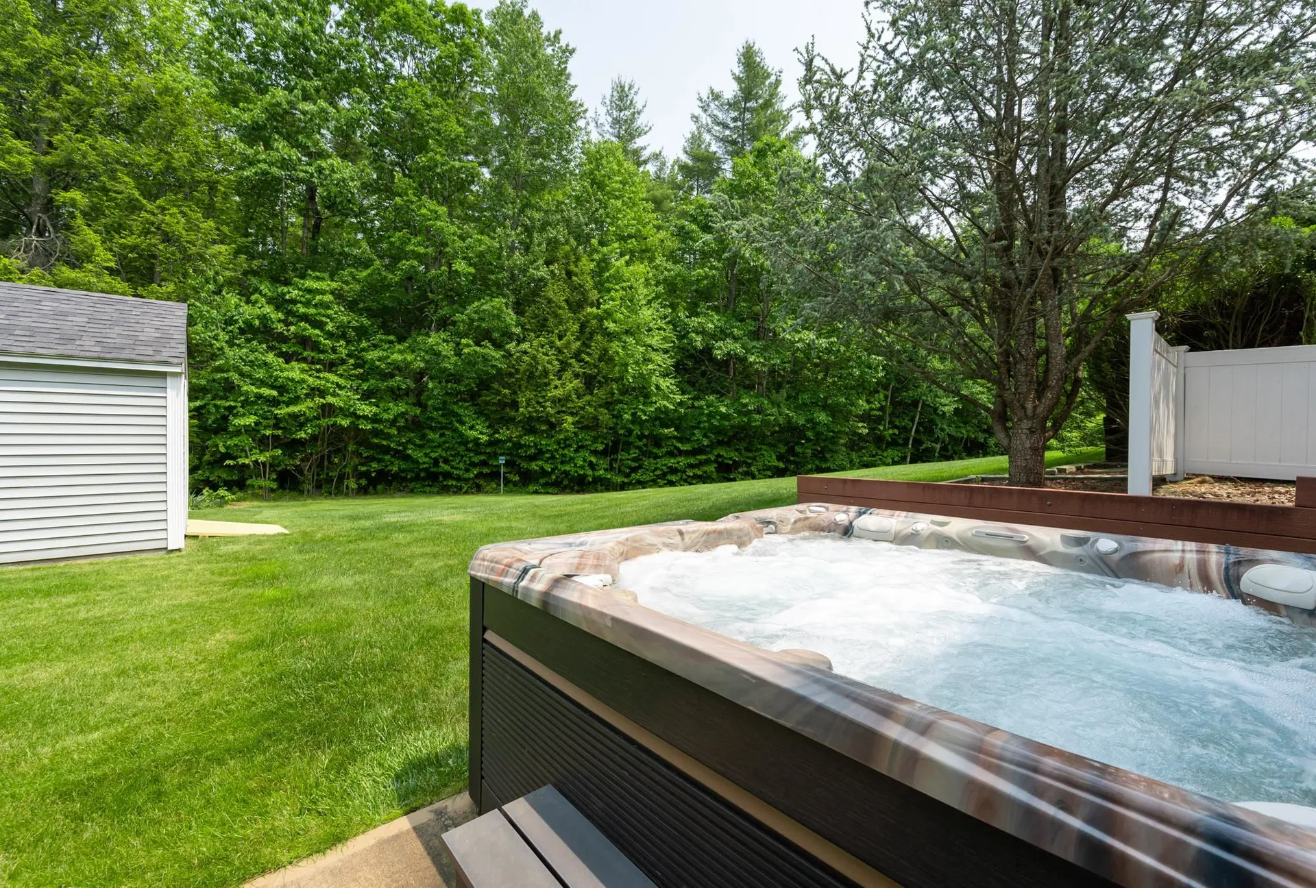 33 Hobart Hill Road Brookline NH 03033