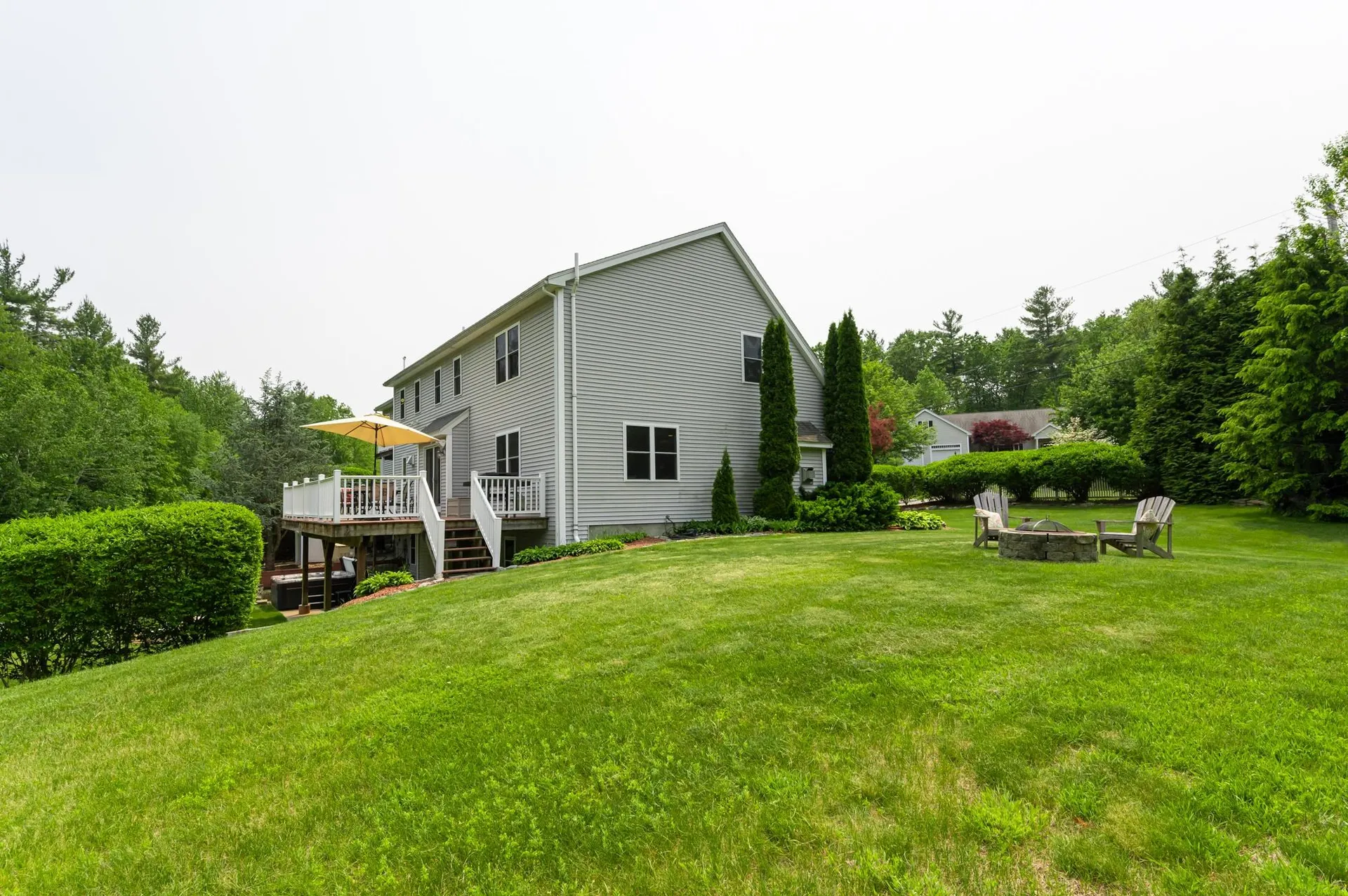 33 Hobart Hill Road Brookline NH 03033