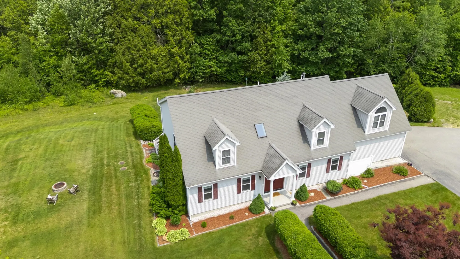 33 Hobart Hill Road Brookline NH 03033