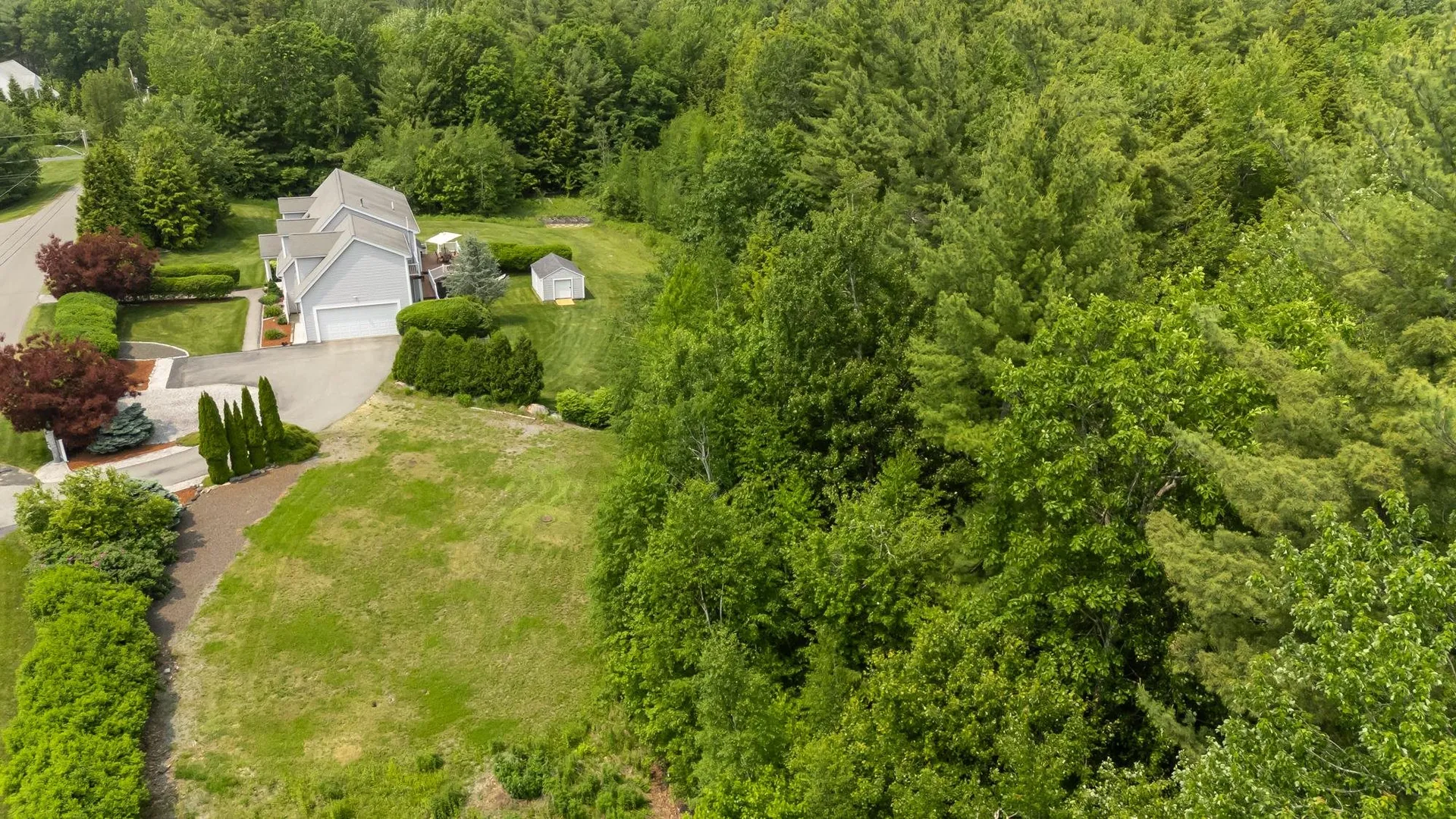 33 Hobart Hill Road Brookline NH 03033