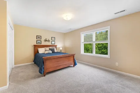 33 Hobart Hill Road Brookline NH 03033