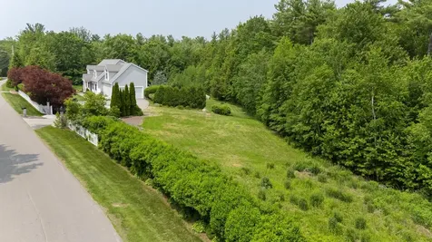 33 Hobart Hill Road Brookline NH 03033