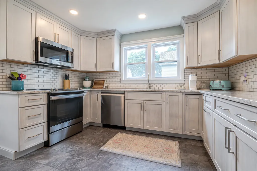 124 Rumford Street Concord NH 03301