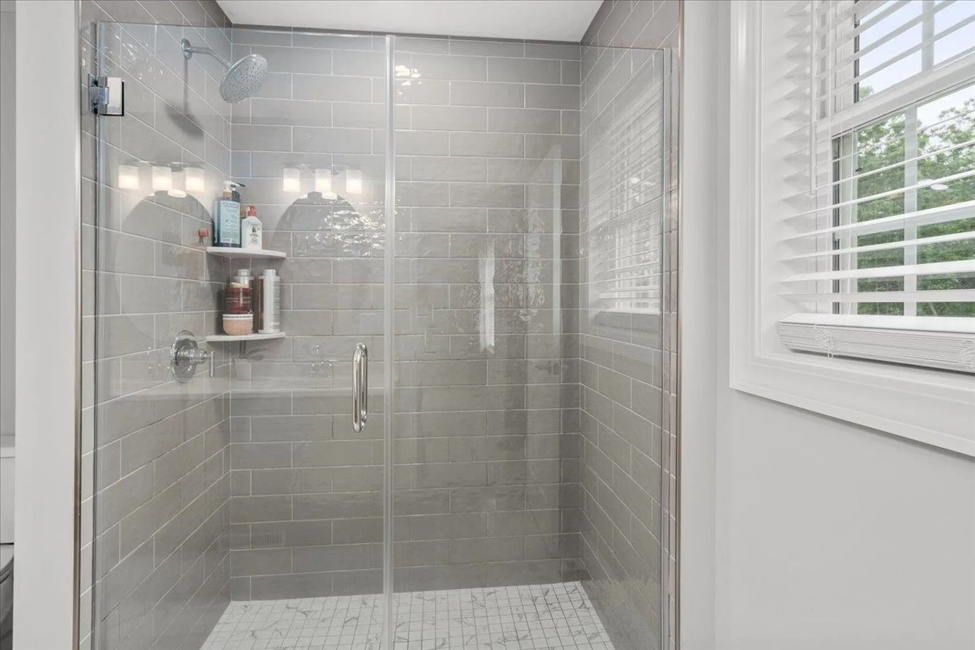 21 Huntington Ridge Road Bedford NH 03110