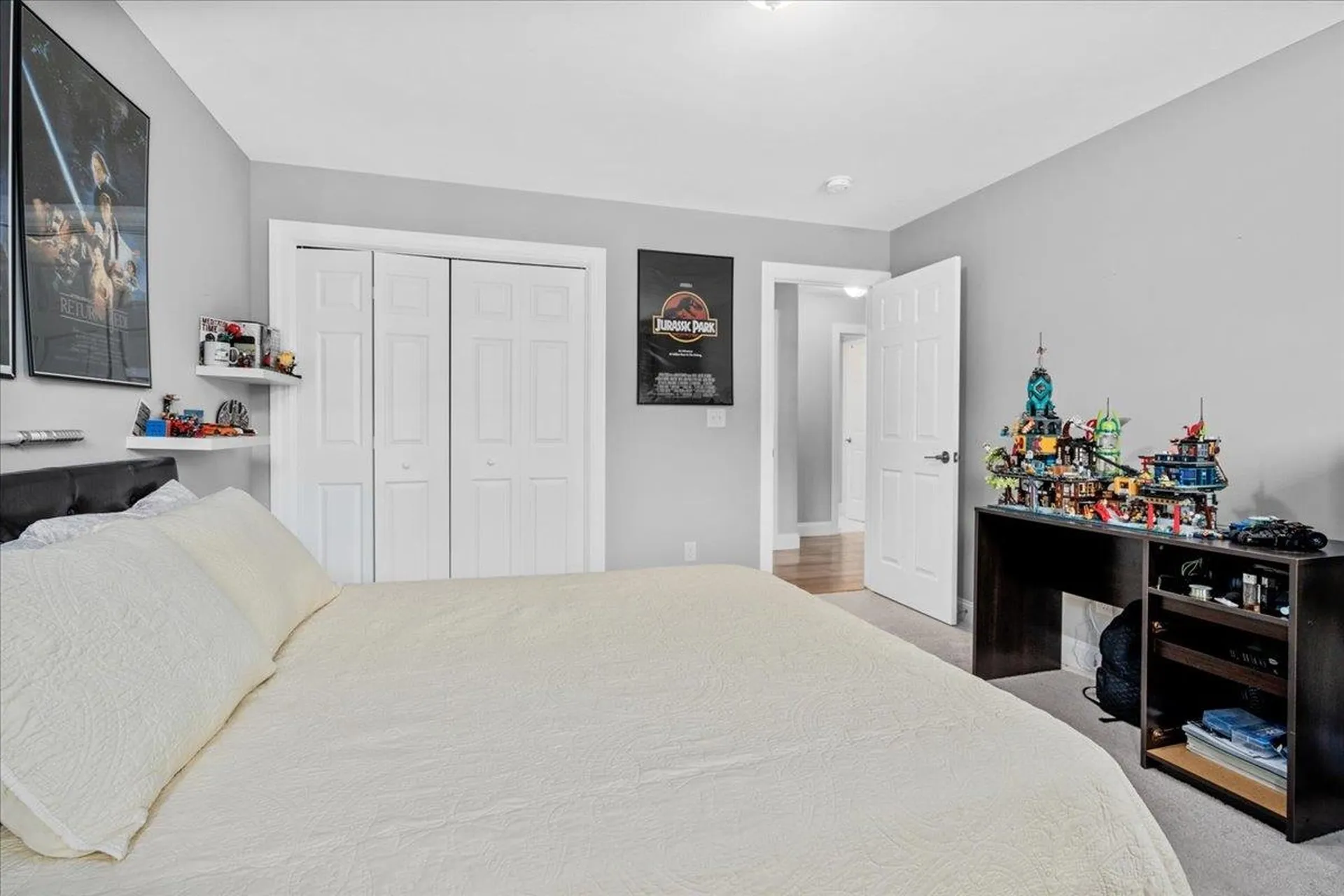 21 Huntington Ridge Road Bedford NH 03110