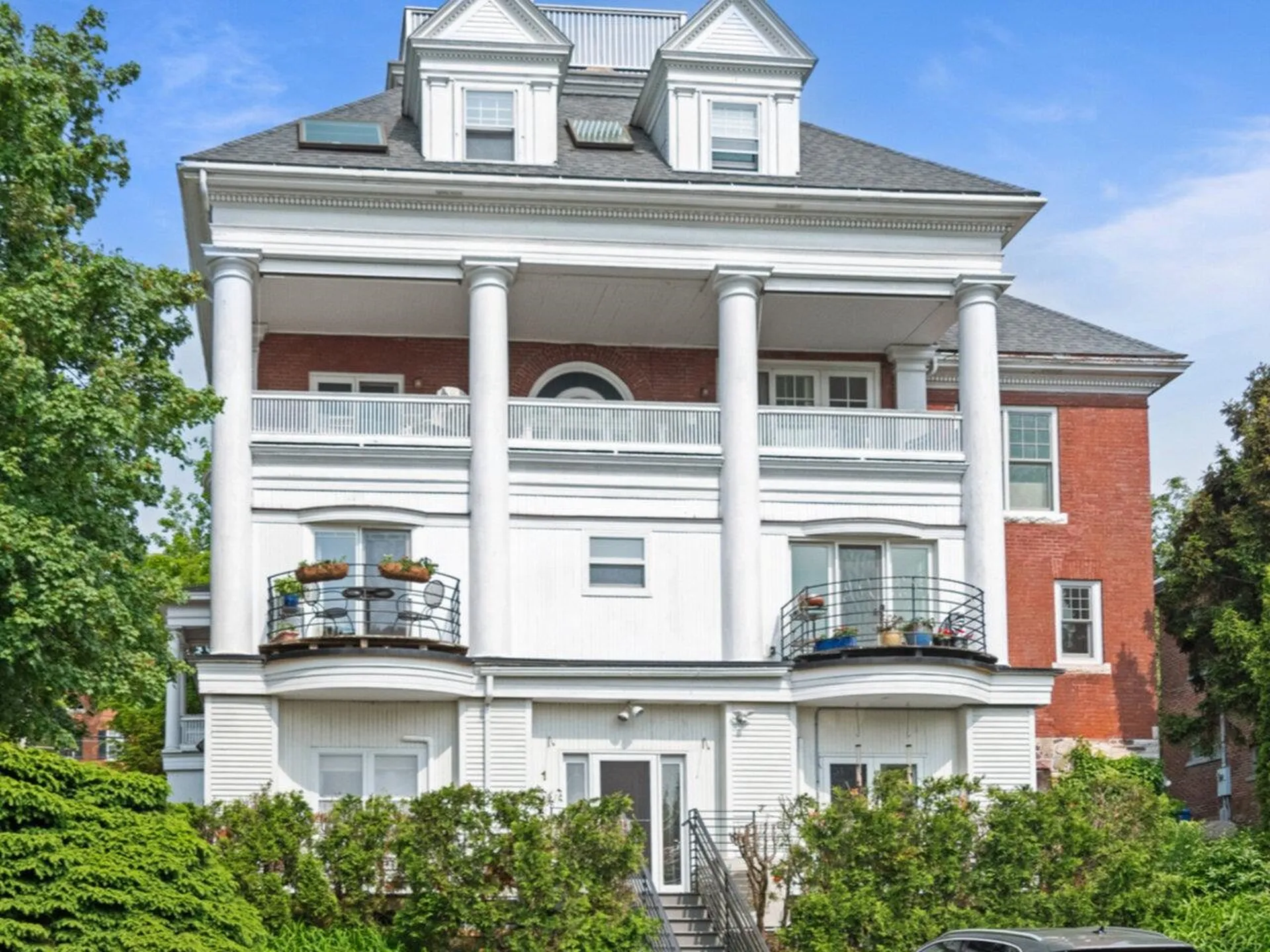283 South Union Street Burlington VT 05401
