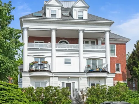 283 South Union Street Burlington VT 05401