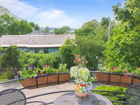 283 South Union Street Burlington VT 05401