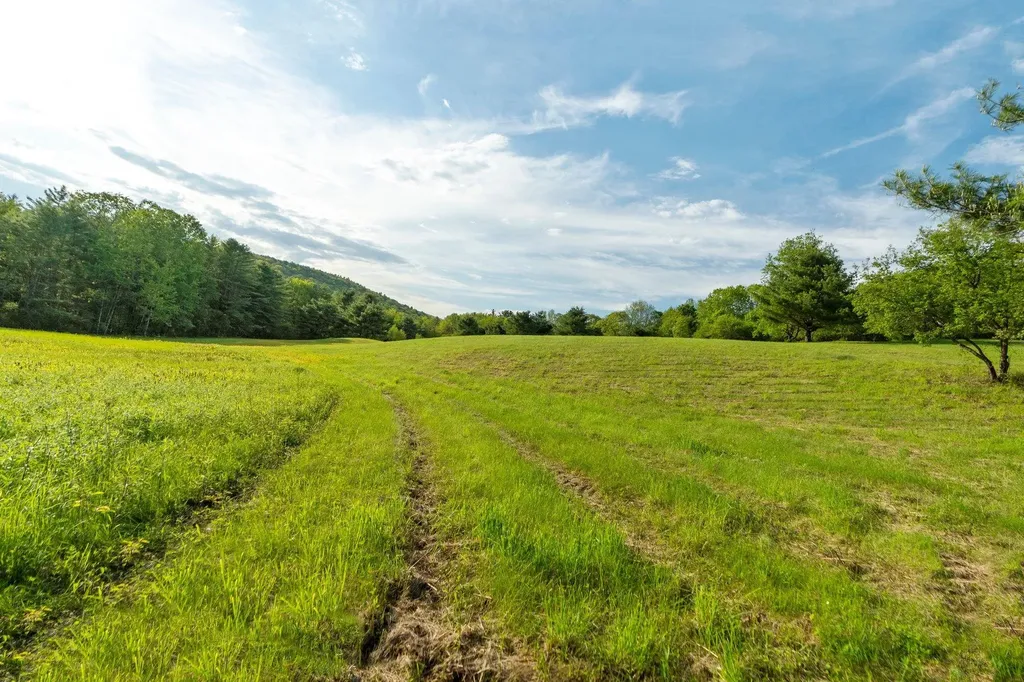 0 Newton Lane Hartford VT 05001