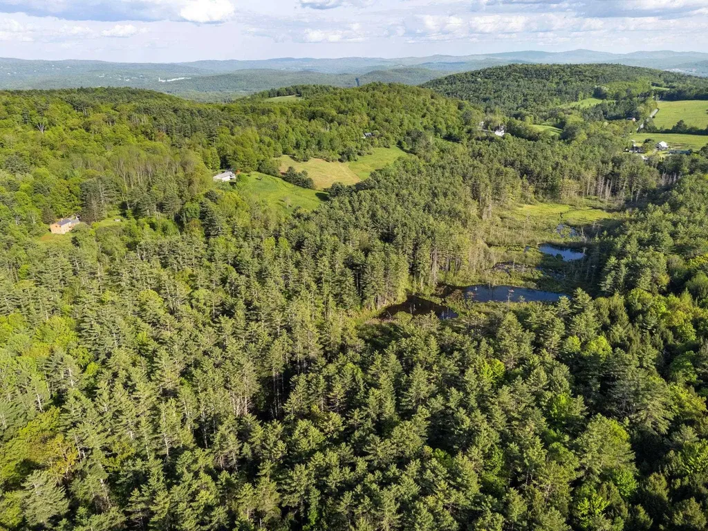 0 Newton Lane Hartford VT 05001