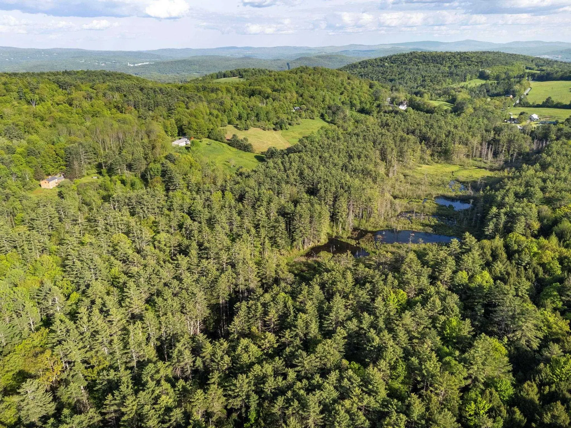 0 Newton Lane Hartford VT 05001