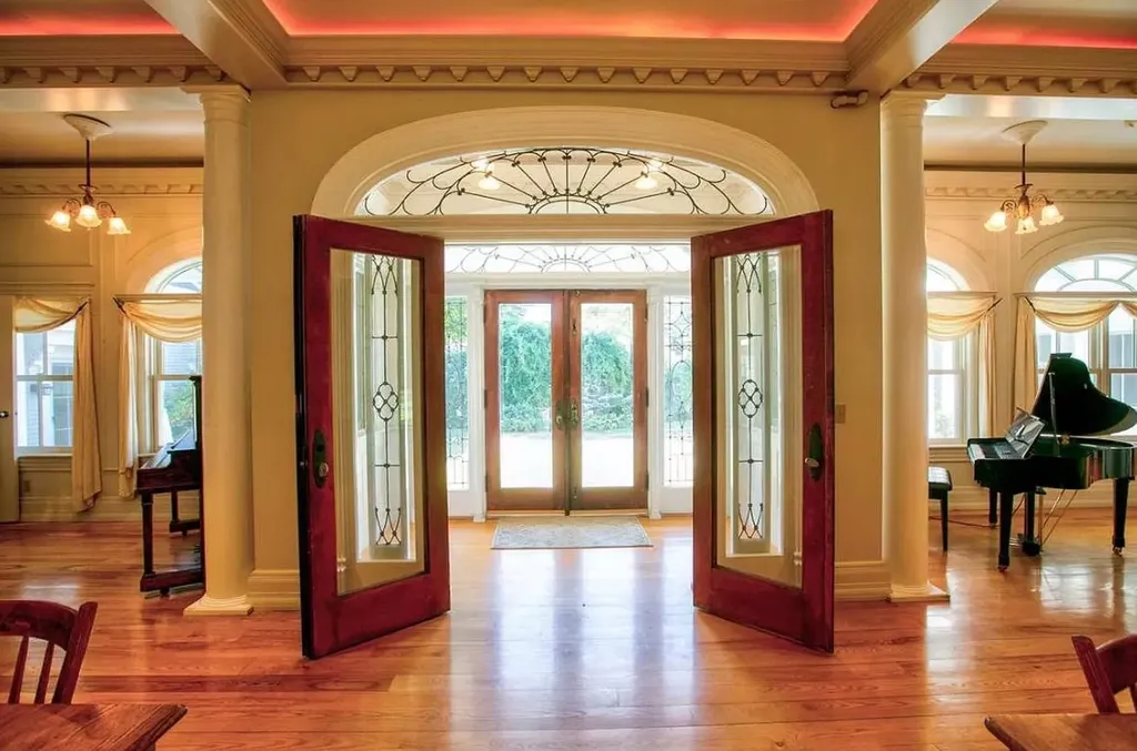 83 Maple Street Morristown VT 05661