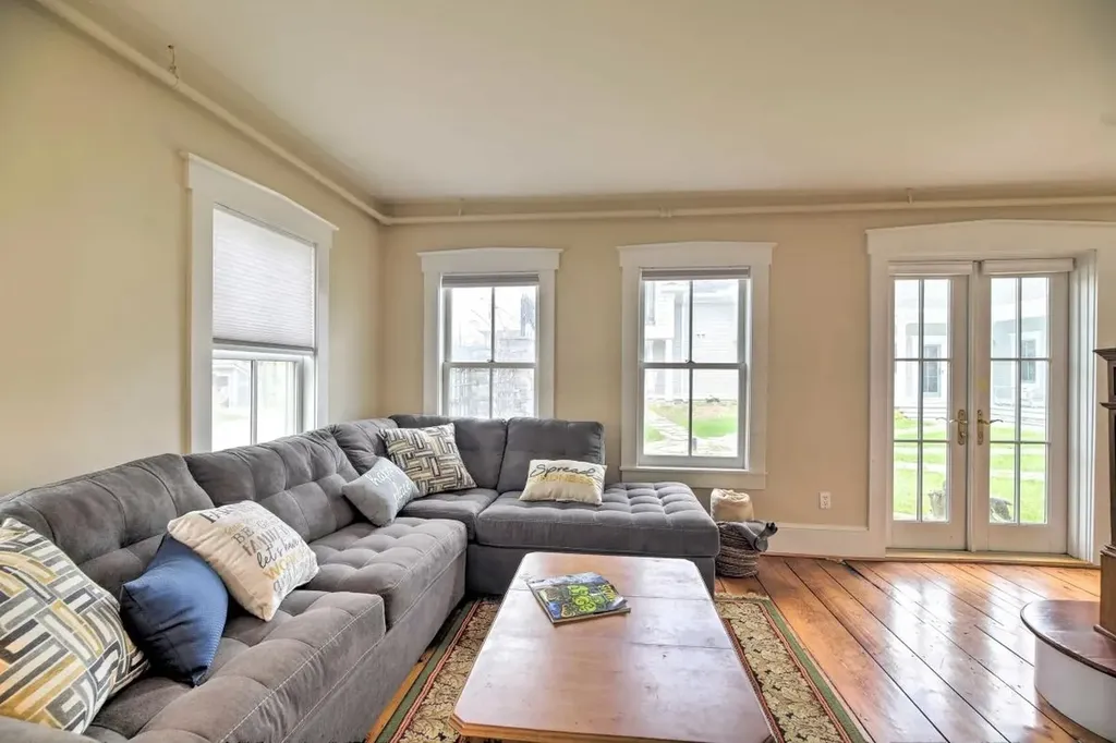 83 Maple Street Morristown VT 05661