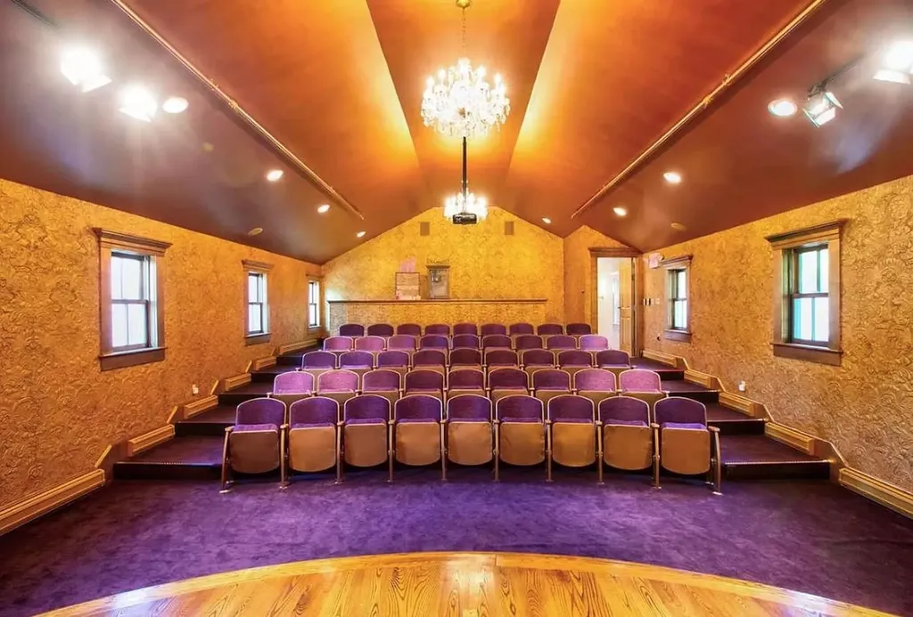 83 Maple Street Morristown VT 05661