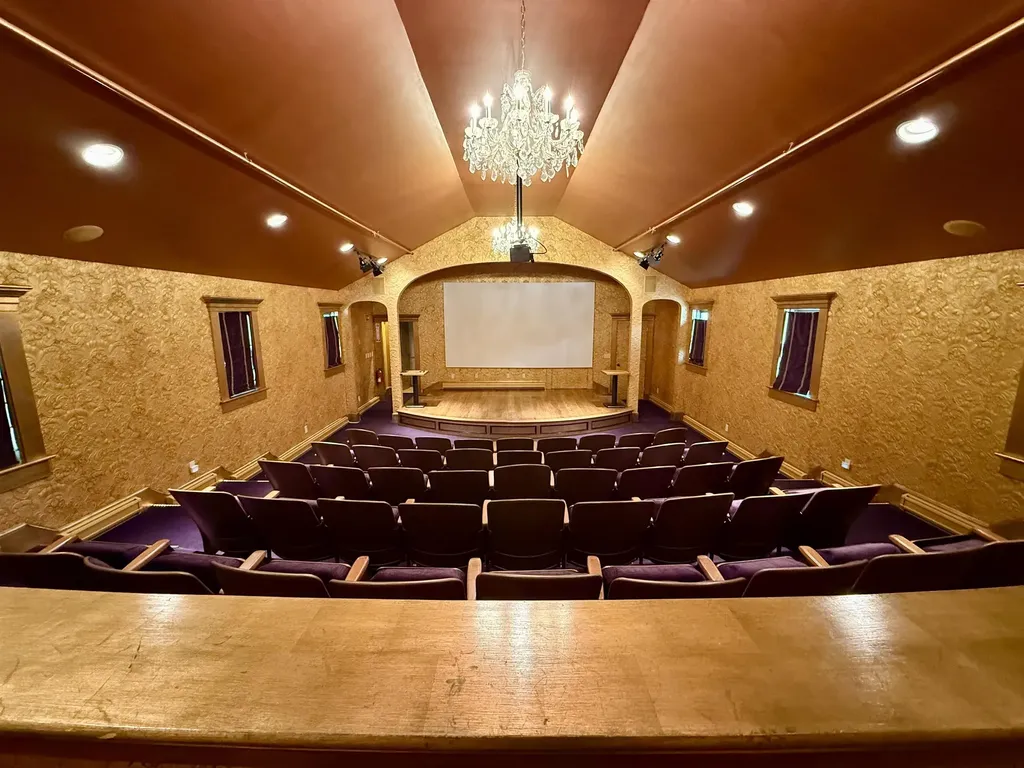 83 Maple Street Morristown VT 05661