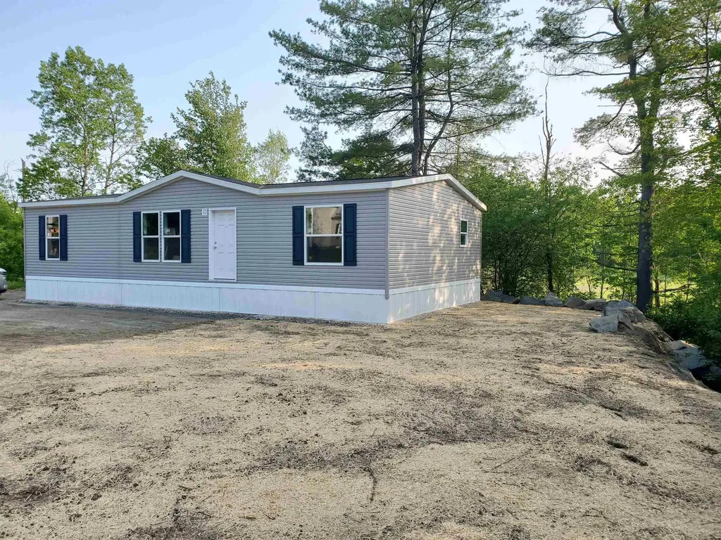 67 Canaan Street Canaan NH 03741