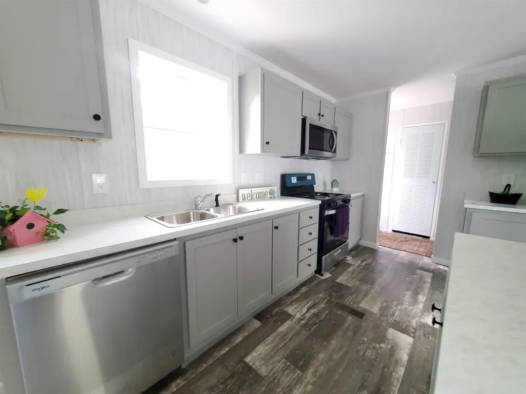 67 Canaan Street Canaan NH 03741