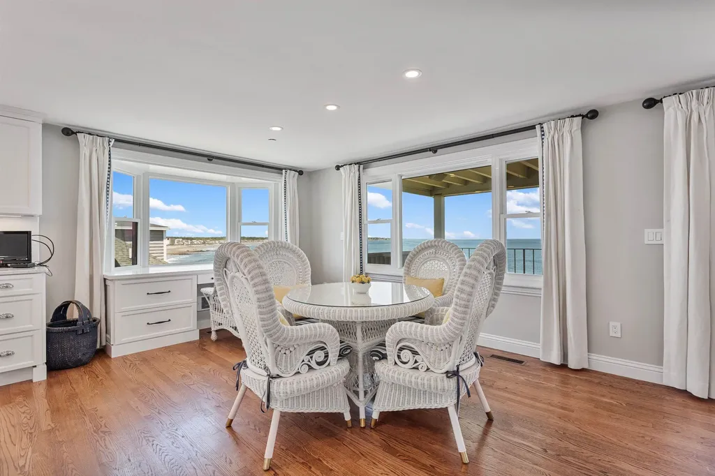 19 Dumas Avenue Hampton NH 03842