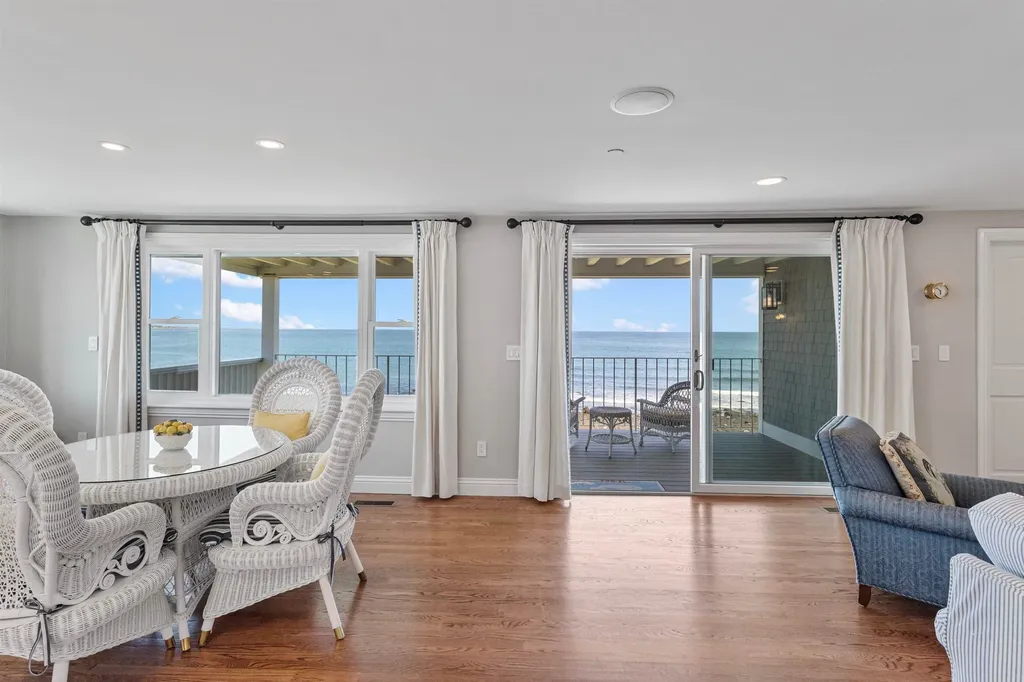 19 Dumas Avenue Hampton NH 03842