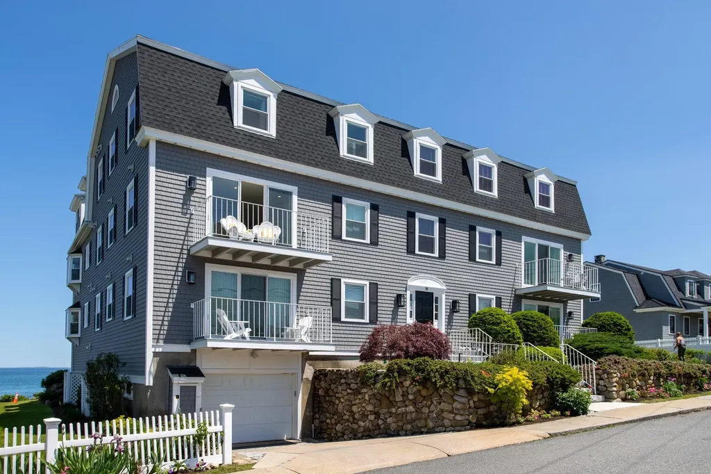 19 Dumas Avenue Hampton NH 03842