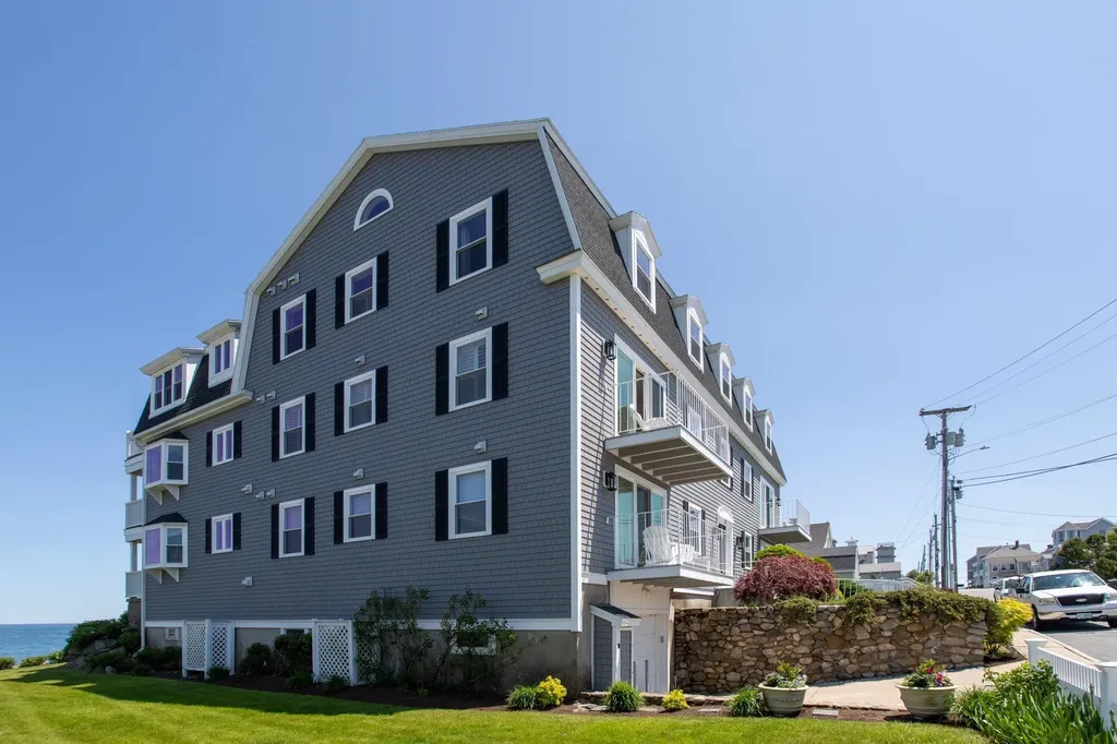 19 Dumas Avenue Hampton NH 03842