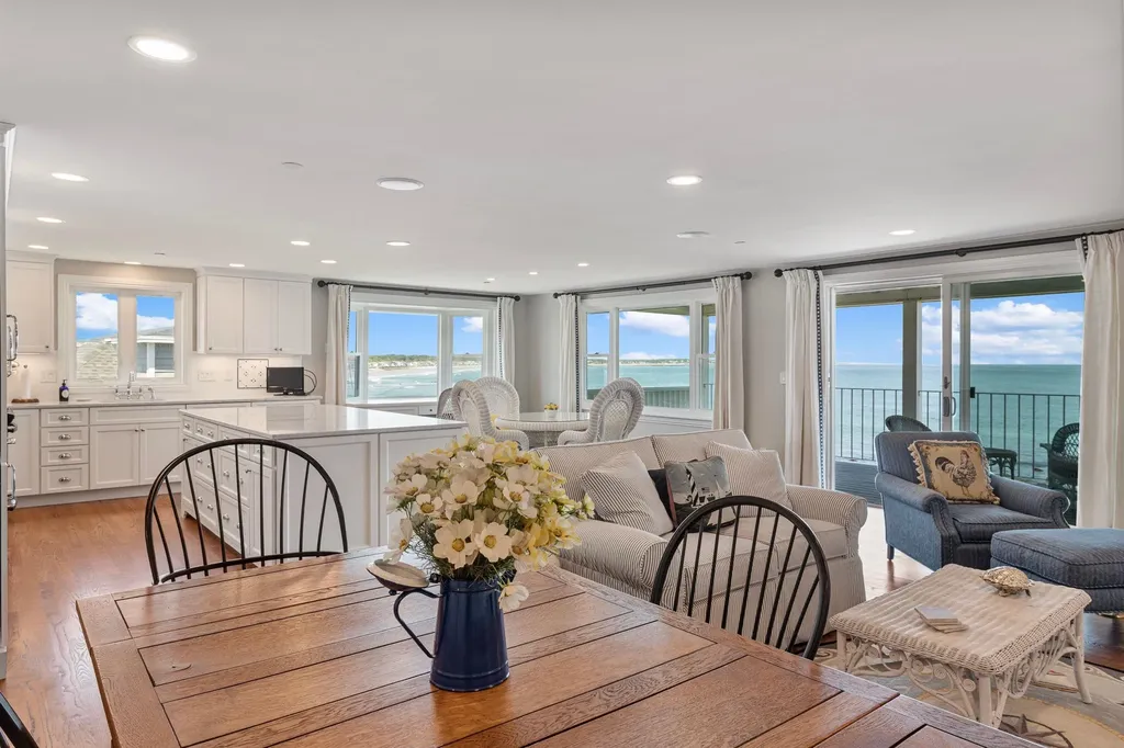 19 Dumas Avenue Hampton NH 03842