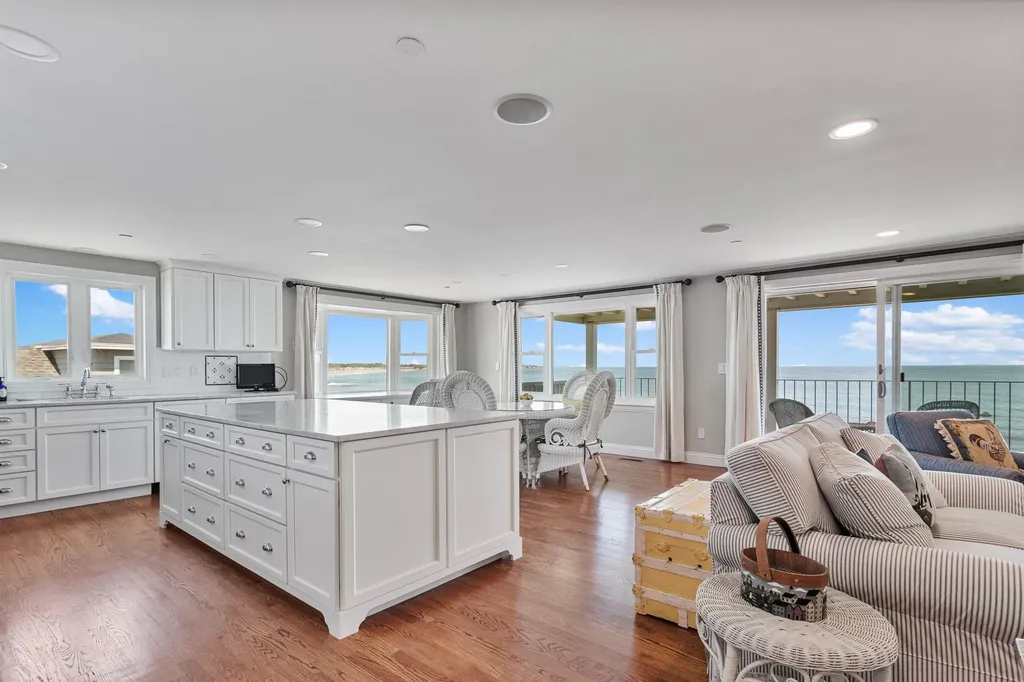 19 Dumas Avenue Hampton NH 03842