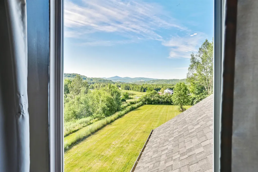 2040 Vt Route 105 Charleston VT 05872