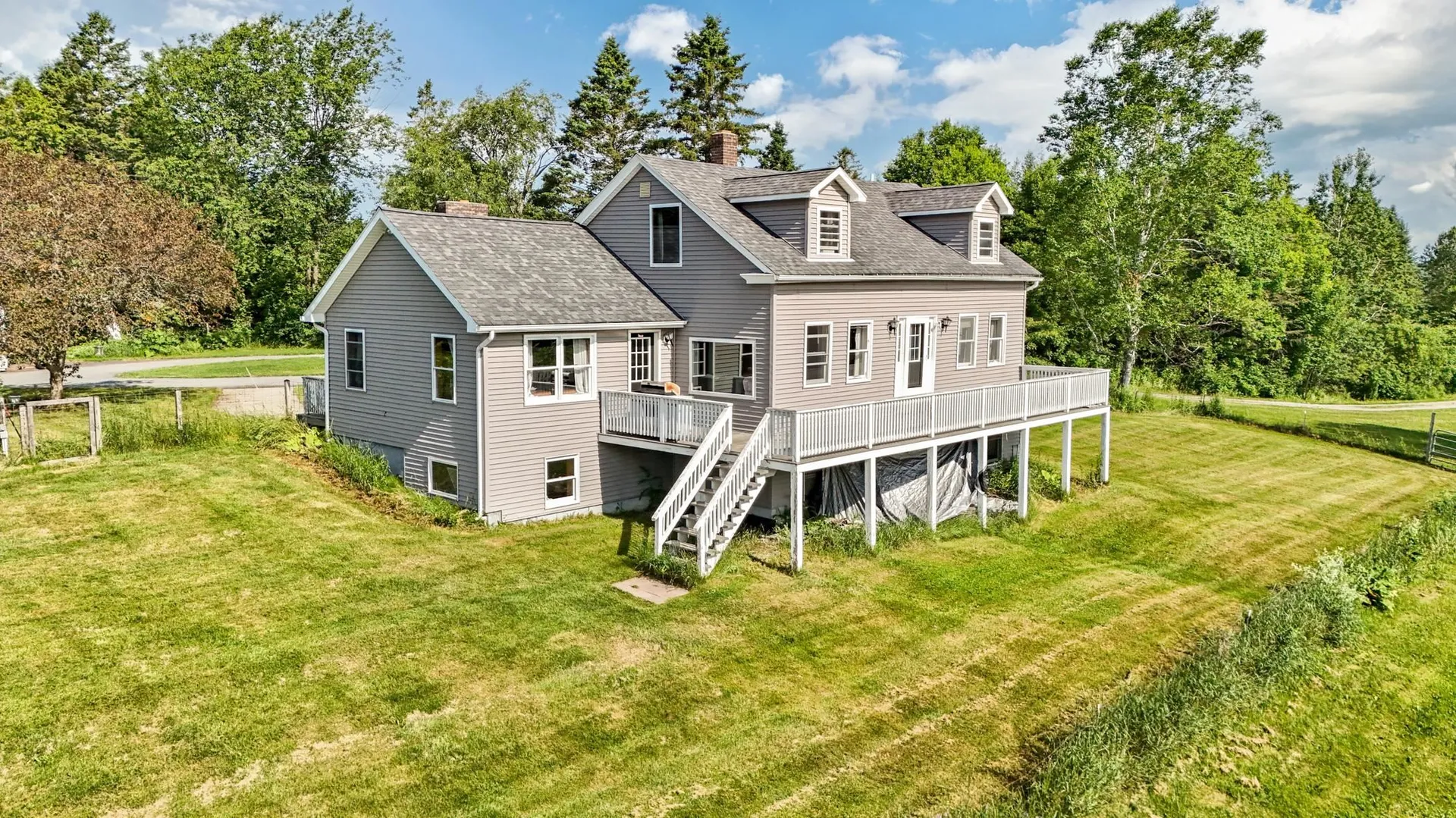 2040 Vt Route 105 Charleston VT 05872