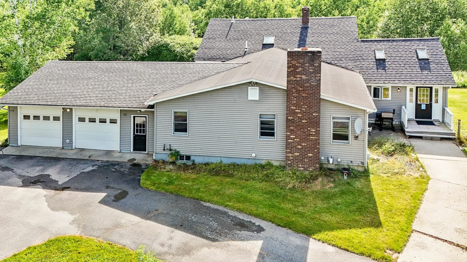 2040 Vt Route 105 Charleston VT 05872