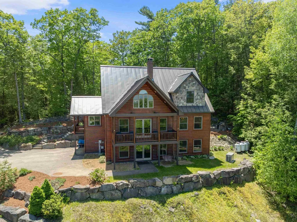 124 Tate Road Gilford NH 03249
