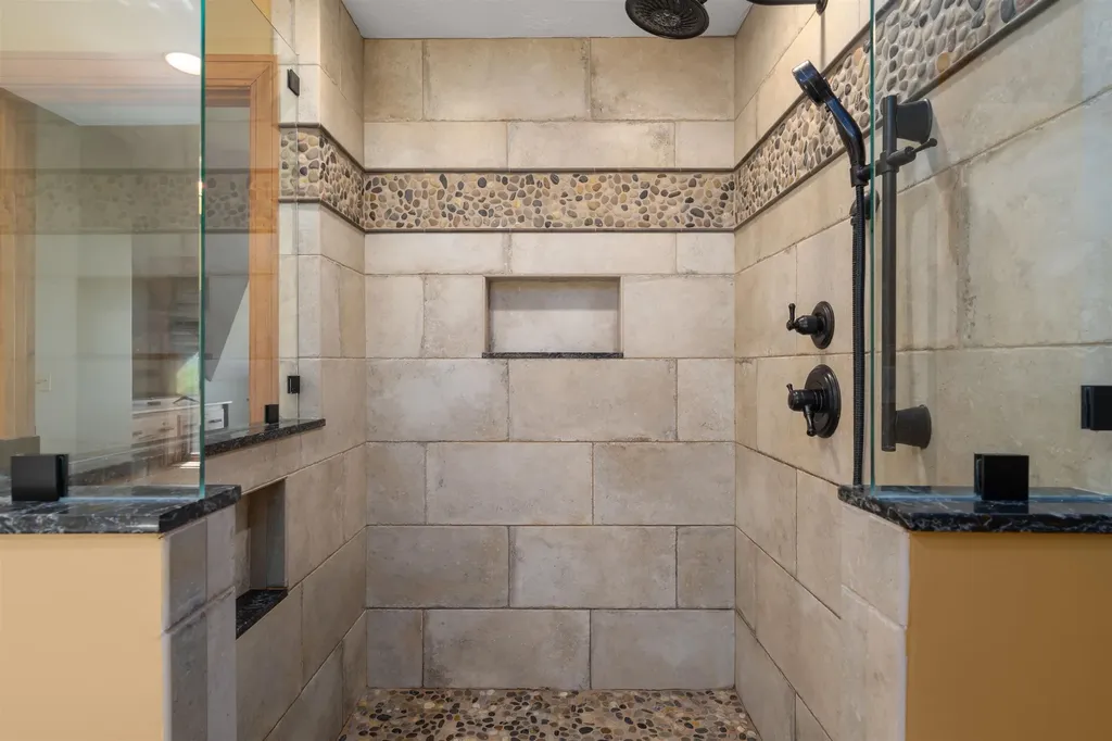 124 Tate Road Gilford NH 03249