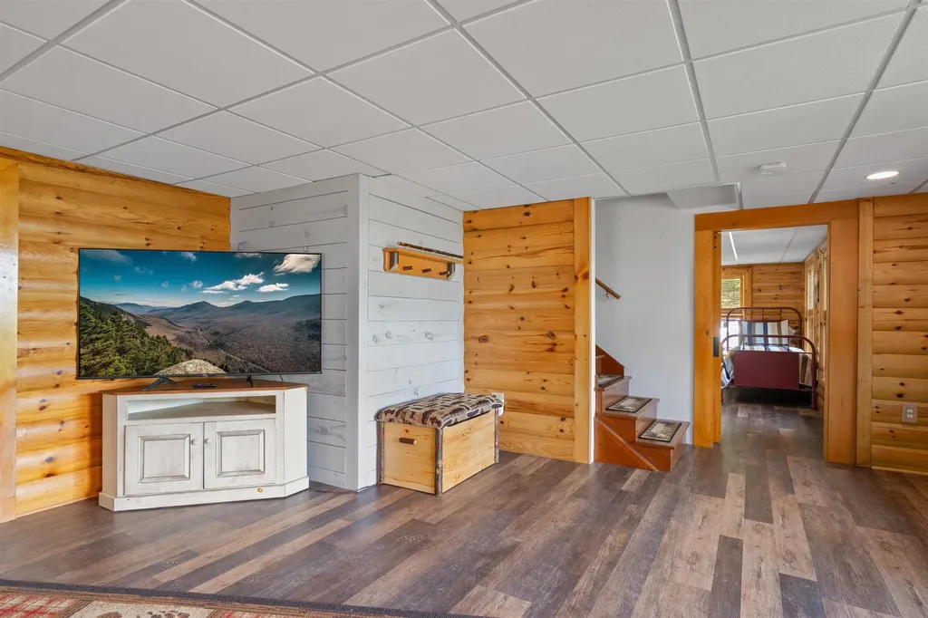 124 Tate Road Gilford NH 03249