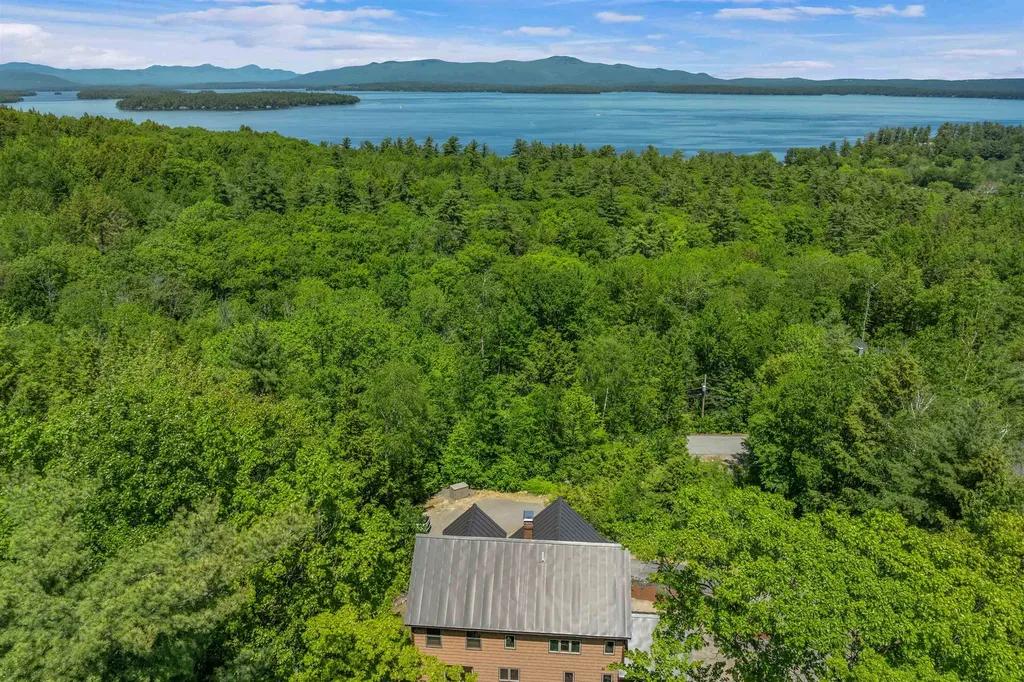 124 Tate Road Gilford NH 03249