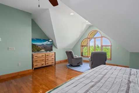 124 Tate Road Gilford NH 03249