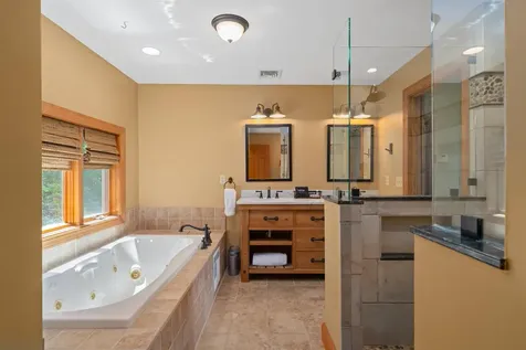 124 Tate Road Gilford NH 03249