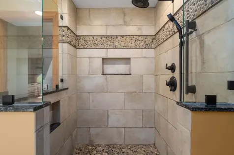 124 Tate Road Gilford NH 03249