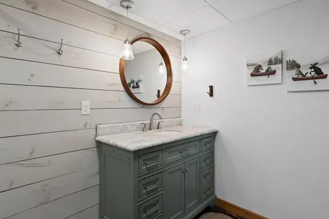 124 Tate Road Gilford NH 03249