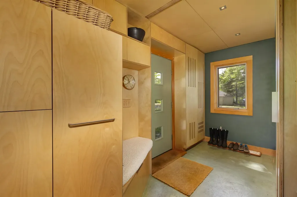 518 Shaker Boulevard Enfield NH 03748