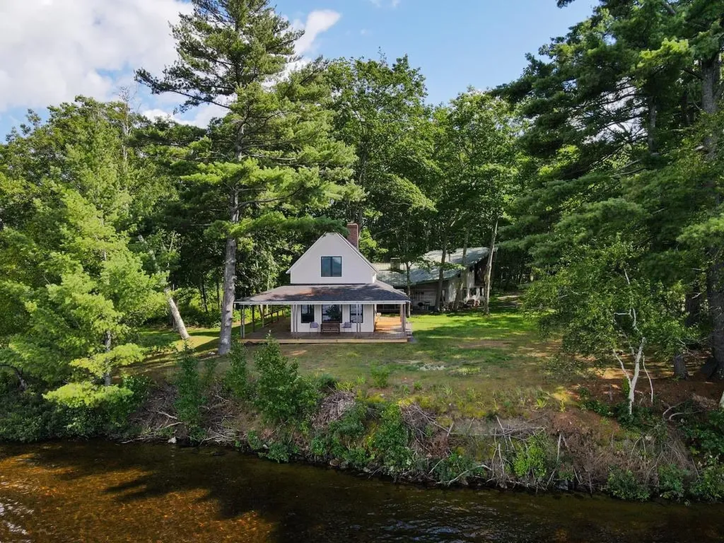 518 Shaker Boulevard Enfield NH 03748