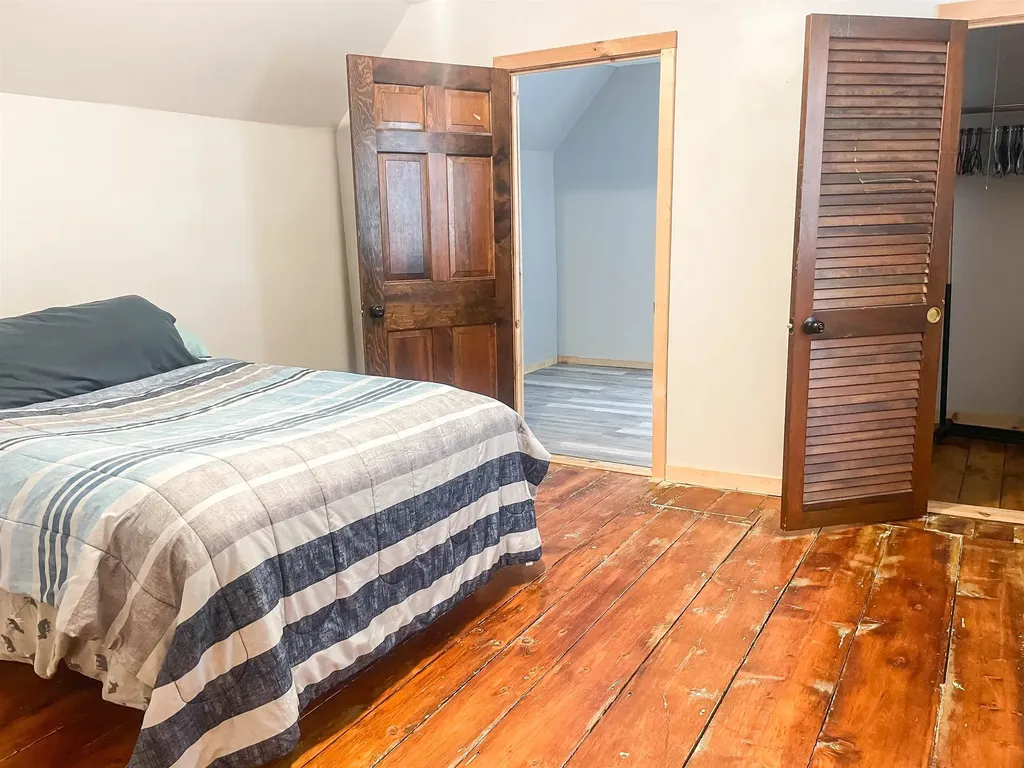 9 Hancock Street Hinsdale NH 03451