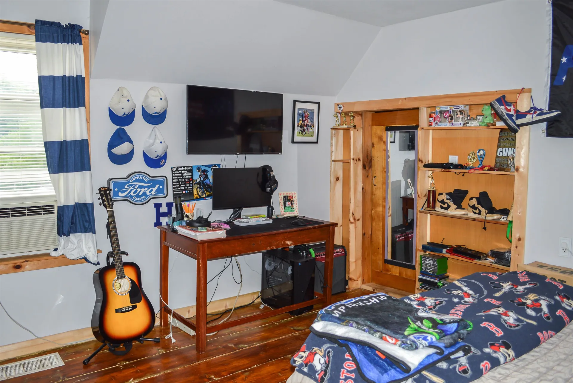 9 Hancock Street Hinsdale NH 03451