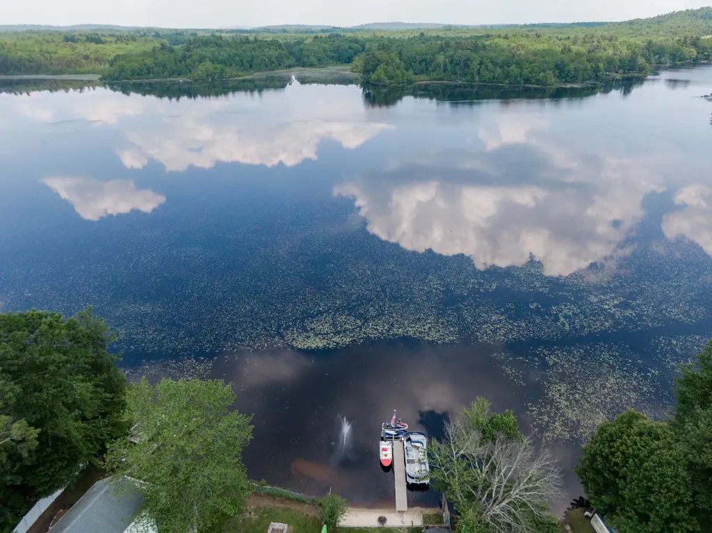 15 Maple Street Kingston NH 03848